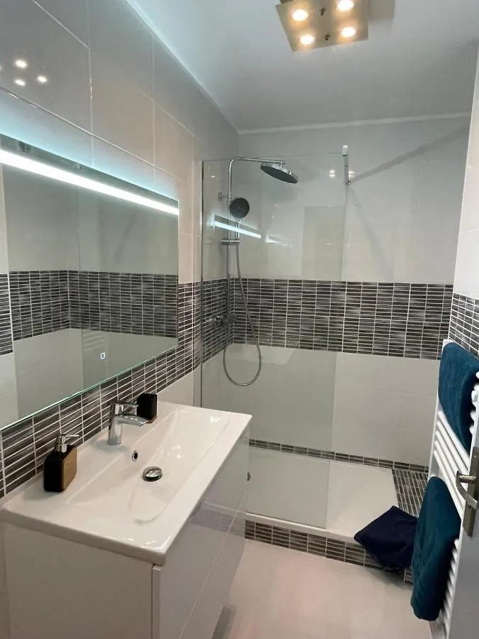 Room In Toulouse - T2 Proche Hopital Toulouse Purpan 0*,  فرنسا